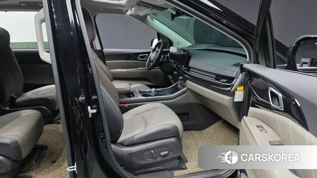 Kia The New Carnival 4th Generation 2024 Черный из Кореи, фото 2