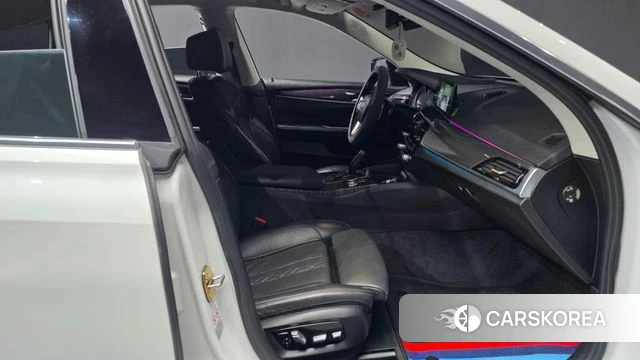 BMW 6 Series GT (G32) 2018 Белый из Кореи, фото 2