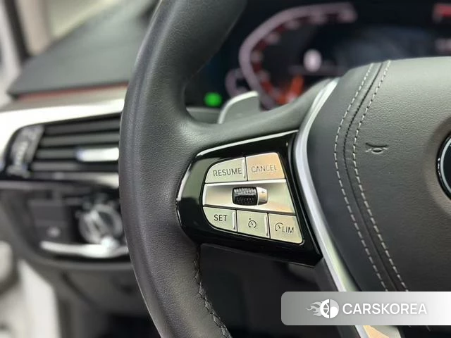 BMW 5 series 2021 Белый из Китая, фото 2
