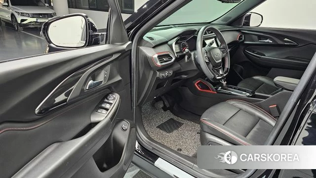 Chevrolet (GM Daewoo) Trailblazer 2022 Черный из Кореи, фото 2