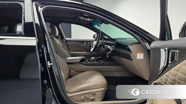 Kia K8 Hybrid 2023 Черный из Кореи, фото 2