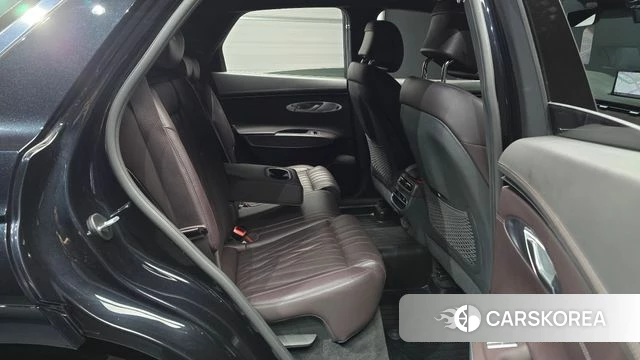 Genesis GV70 2021 Черный из Кореи, фото 2
