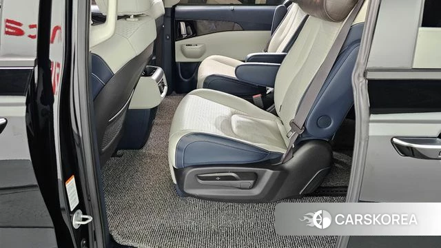 Kia The New Carnival 4th Generation 2025 Черный из Кореи, фото 2