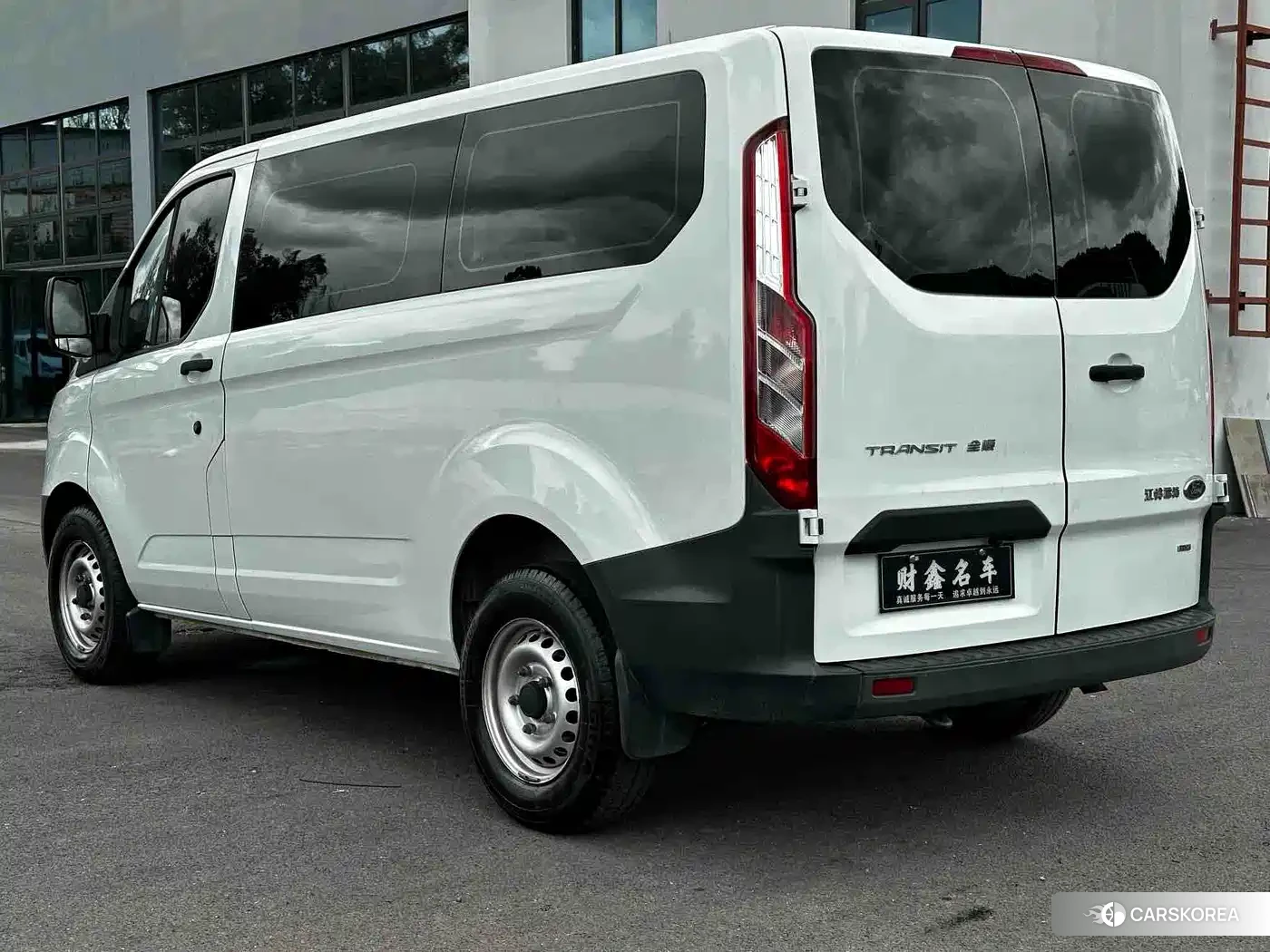 Ford Quanshun 2023 Белый из Китая, фото 2