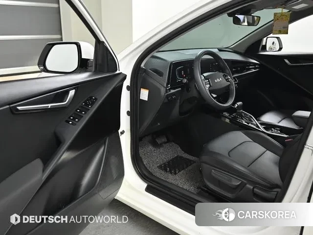 Kia Di Ol Nu Niro 2022 Белый из Кореи, фото 2