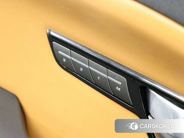 Land Rover Range Rover Evoque 2018 Синий из Кореи, фото 2