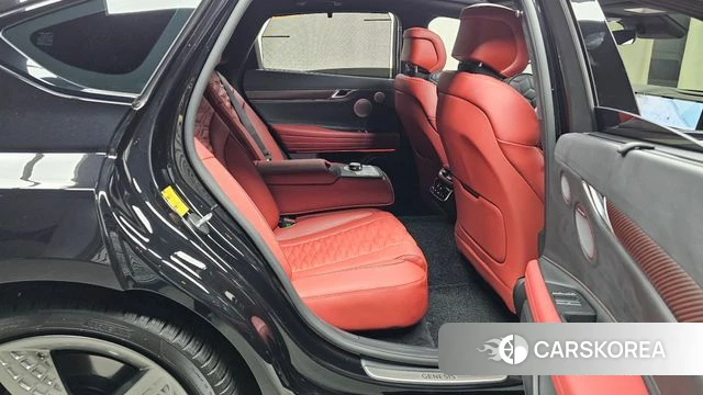 Genesis G80 (RG3) 2024 Черный из Кореи, фото 2