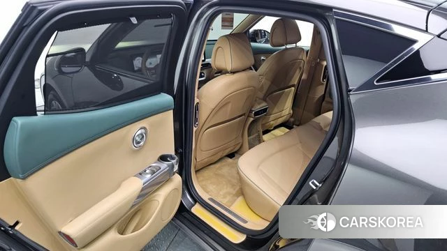 Genesis GV60 2023 Серый из Кореи, фото 2