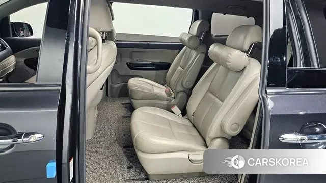 Kia The New Carnival 2019 Серый из Кореи, фото 2