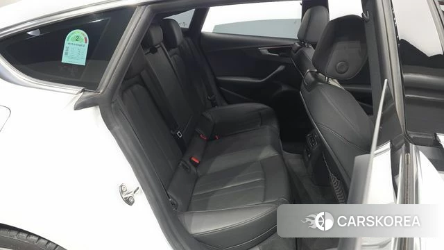 Audi A5 (F5) 2023 Белый из Кореи, фото 2