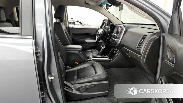 Chevrolet (GM Daewoo) Real New Colorado 2022 Серый из Кореи, фото 2