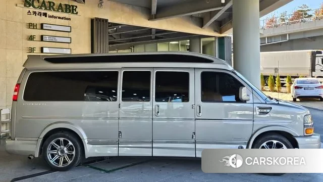 Chevrolet Express Van 2019 Песочный из Кореи, фото 2