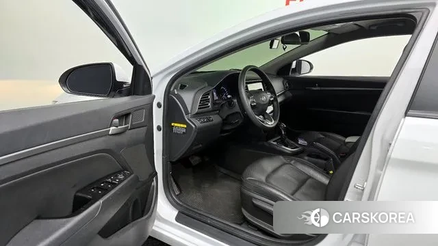 Hyundai The New Avante AD 2018 Белый из Кореи, фото 2