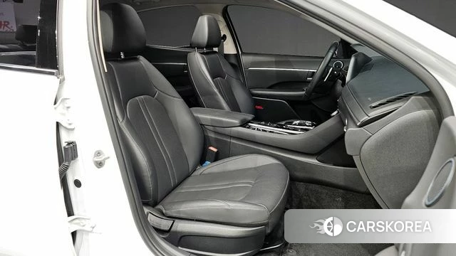 Hyundai Sonata (DN8) 2022 Белый из Кореи, фото 2