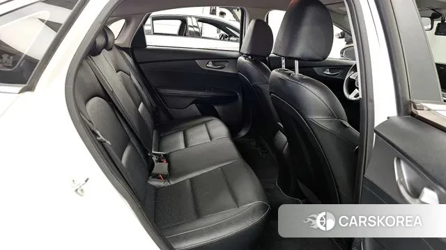 Kia Come New K3 2018 Белый из Кореи, фото 2