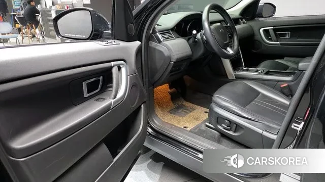 Land Rover Discovery Sports 2019 Черный из Кореи, фото 2