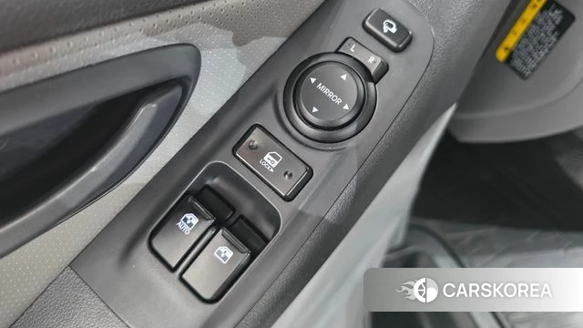 Hyundai The New Grand Starex 2020 Серебристо-серый из Кореи, фото 2