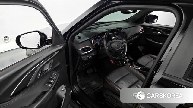 Chevrolet (GM Daewoo) Trailblazer 2021 Черный из Кореи, фото 2