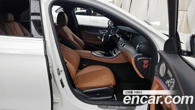 Mercedes-Benz E-Class W213 2021 Белый из Кореи, фото 2