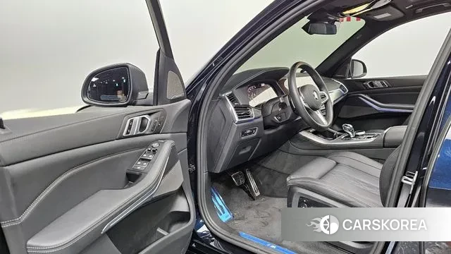 BMW X5 (G05) 2022 Черный из Кореи, фото 2