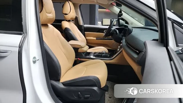 Kia Carnival 4th generation 2022 Белый из Кореи, фото 2