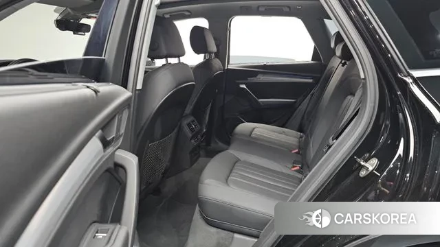 Audi Q5 (FY) 2021 Черный из Кореи, фото 2