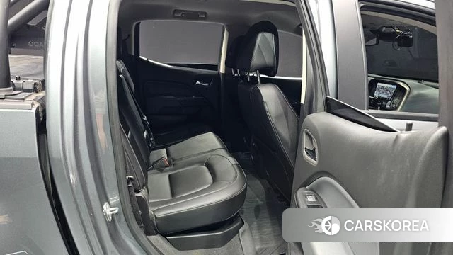 Chevrolet (GM Daewoo) Real New Colorado 2022 Серый из Кореи, фото 2