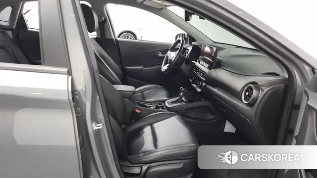 Hyundai The New Kona 2022 Серебряный из Кореи, фото 2