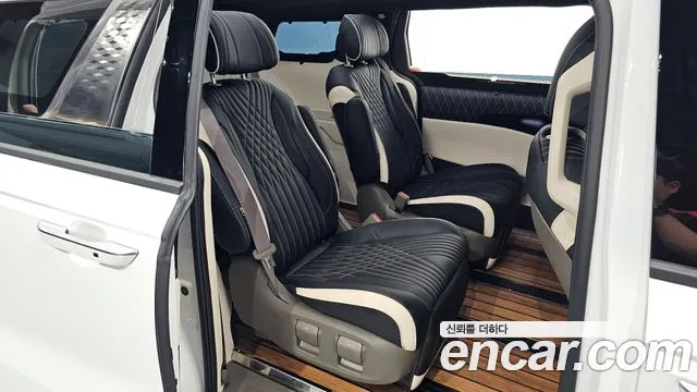 Kia Carnival 4th generation 2023 Белый из Кореи, фото 2