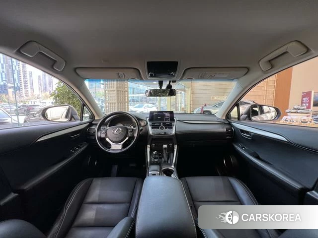 Lexus NX 2018 Серебристо-серый из Китая, фото 2