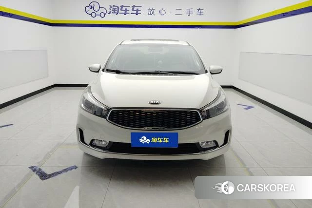 Kia K3 2019 Белый из Китая, фото 2