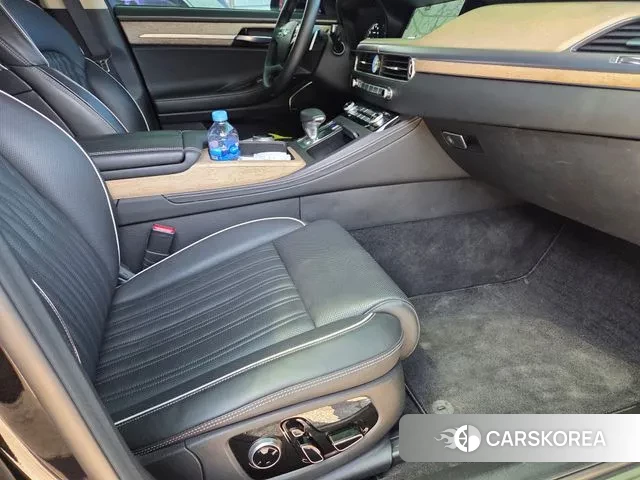 Genesis G90 2021 Черный из Кореи, фото 2