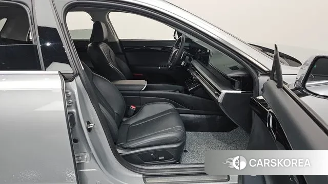 Hyundai Grandeur (GN7) 2024 Серебряный из Кореи, фото 2