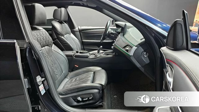 BMW 6 Series GT (G32) 2023 Черный из Кореи, фото 2