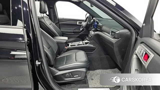 Ford Explorer 6th Generation 2020 Черный из Кореи, фото 2