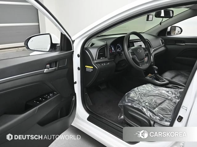 Hyundai Avante AD 2018 Белый из Кореи, фото 2