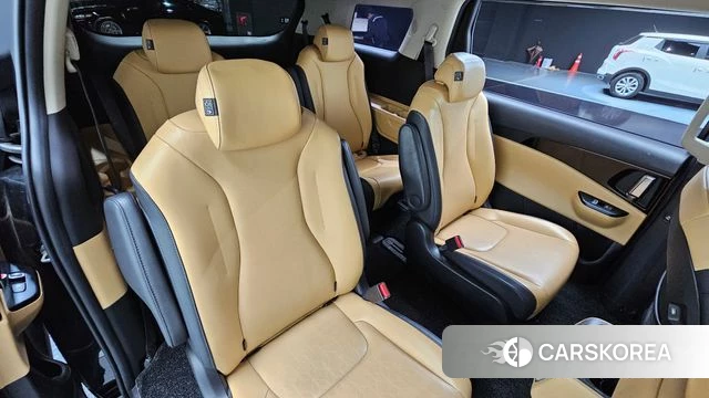 Kia Carnival 4th generation 2021 Черный из Кореи, фото 2