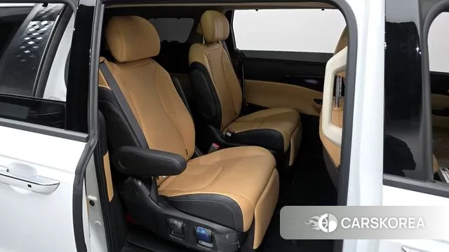 Kia Carnival 4th generation 2023 Белый из Кореи, фото 2