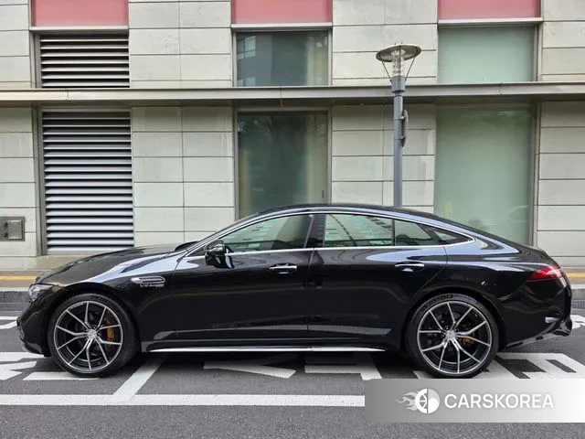 Mercedes-Benz AMG GT 2023 Черный из Кореи, фото 2