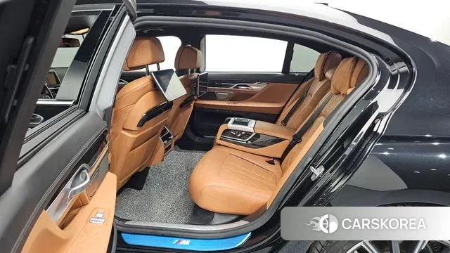 BMW 7 Series (G11) id 3718065 из Кореи 2