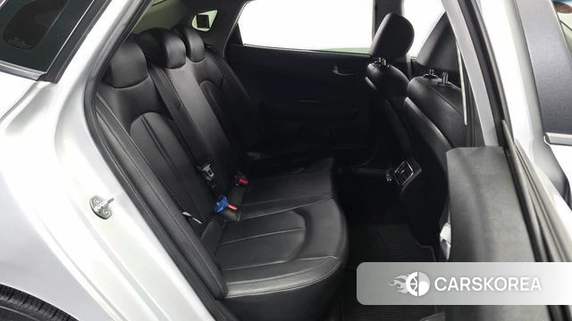 Kia The New K5 2nd generation 2018 Серебряный из Кореи, фото 2