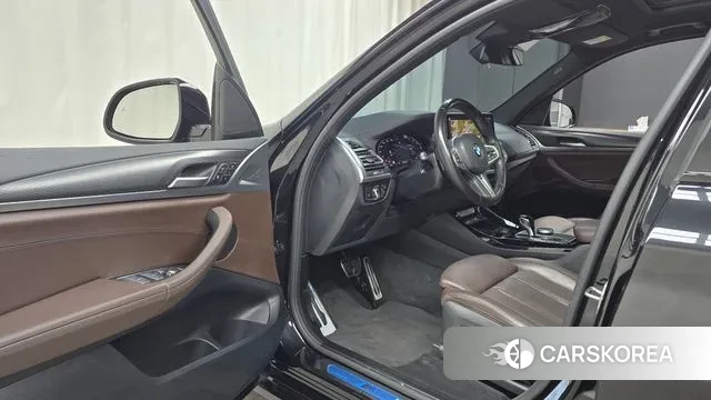 BMW X3 (G01) 2021 Черный из Кореи, фото 2