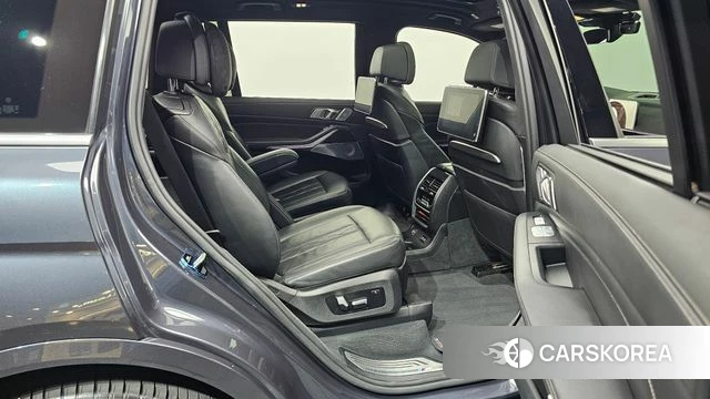 BMW X7 (G07) 2020 Серый из Кореи, фото 2