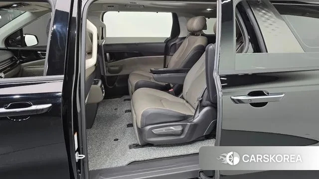 Kia The New Carnival 4th Generation 2025 Черный из Кореи, фото 2