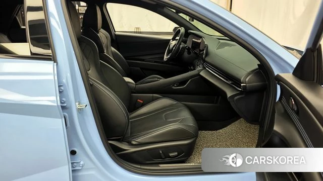 Hyundai Avante (CN7) 2022 Небесно-голубой из Кореи, фото 2