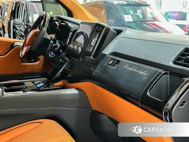 Toyota Granvia (overseas) 2025 Черный из Китая, фото 2
