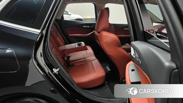 BMW 2 Series Active Tourer (U06) 2026 Черный из Кореи, фото 2