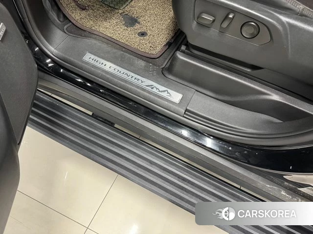 Chevrolet (GM Daewoo) Tahoe 2022 Черный из Кореи, фото 2