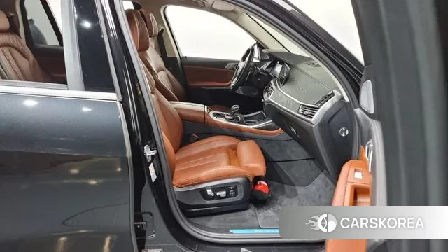 BMW X7 (G07) id 2890087 из Кореи 2