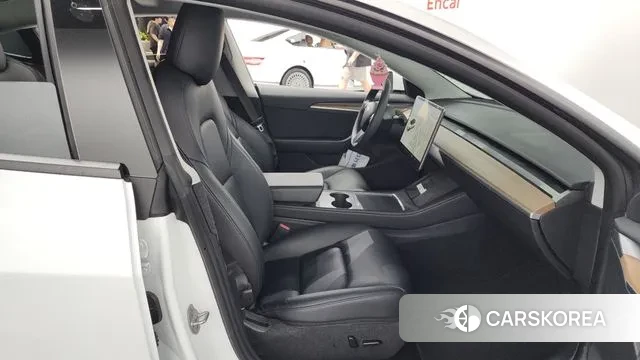 Tesla Model 3 2021 Белый из Кореи, фото 2